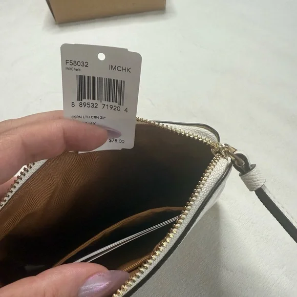 Coach Ivory Leather Wristlet - Picture 6 of 8